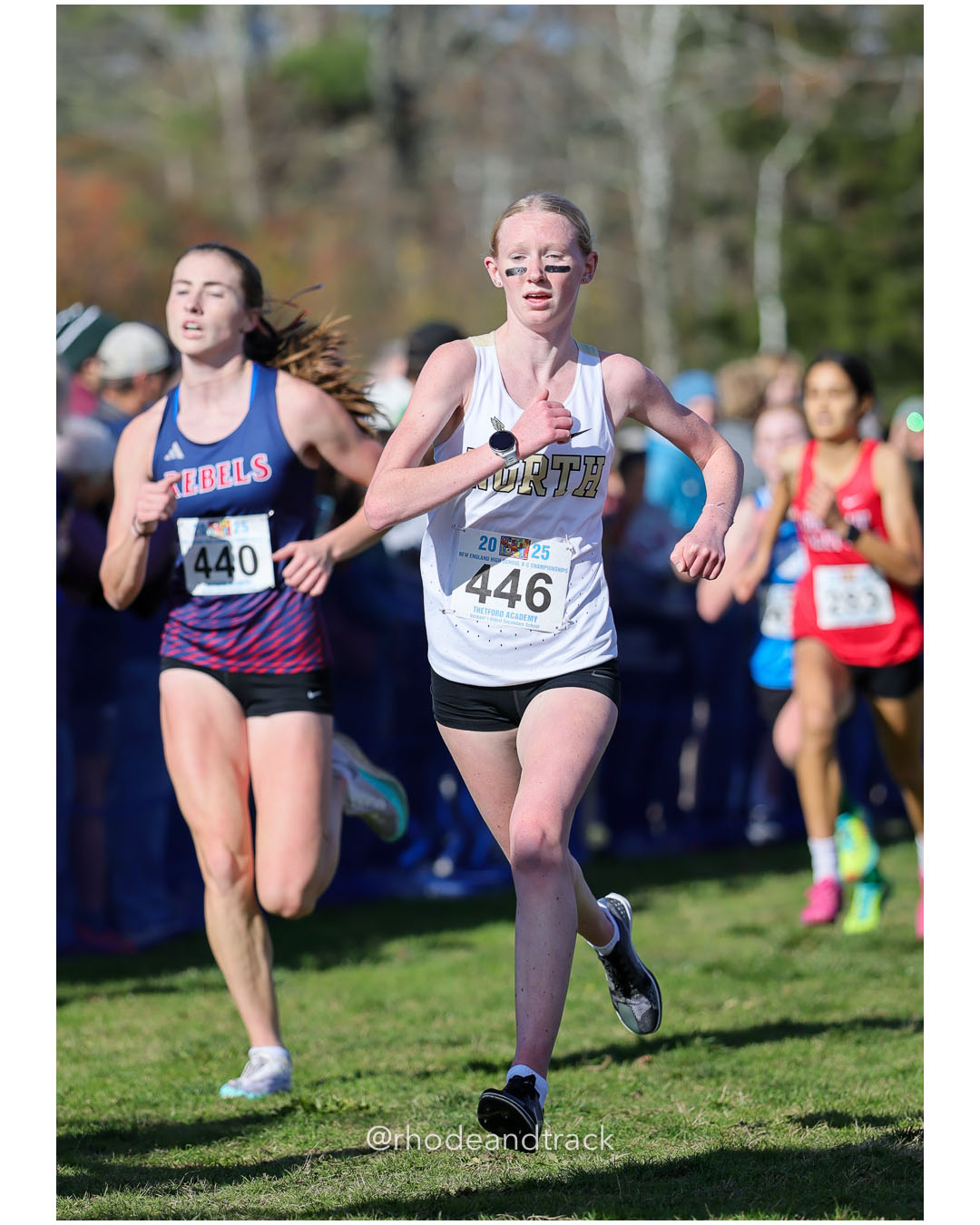 Abbie Tighe, North Kingstown High School, P41, 20:26.39 - New England Cross Country State Championship - Thetford Vt - November 8, 2025 File: ./dir-1-Girls-Championship/251108-2025-New England-Cross-Country-Championships-Thetford-VT-249-296A4525.jpg Abbie Tighe, North Kingstown High School, P41, 20:26.39 - New England Cross Country State Championship - Thetford Vt - November 8, 2025 – 2…